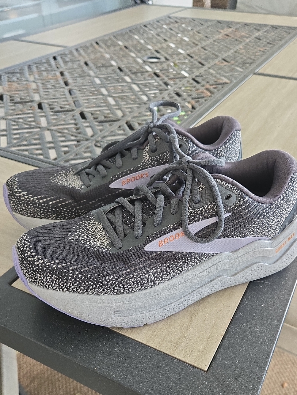 Brooks Ghost Max 2 Running Shoes
